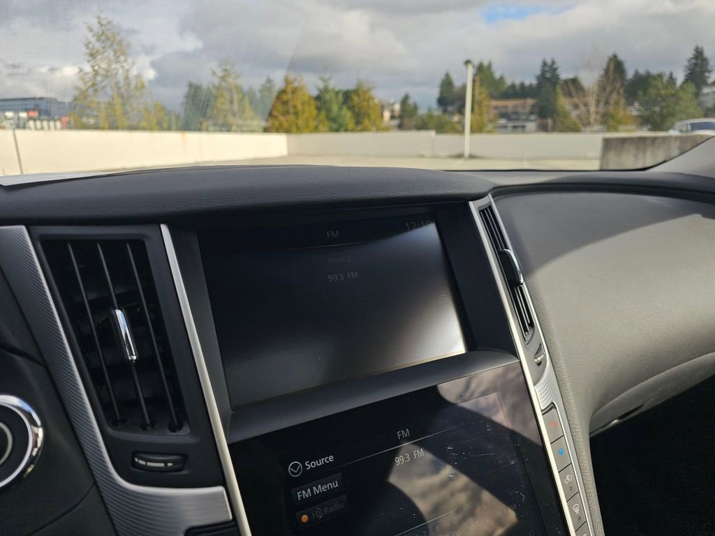 Used 2024 INFINITI Q50 Luxe w/ Cargo Package image 28