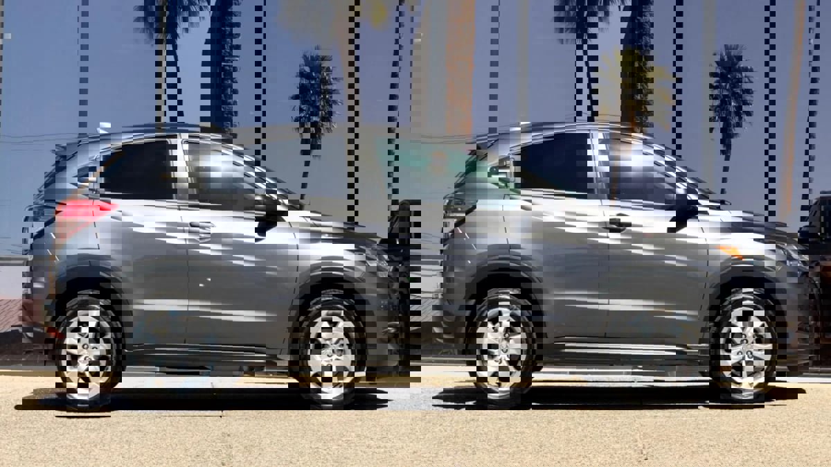 Used 2016 Honda HR-V LX image 20