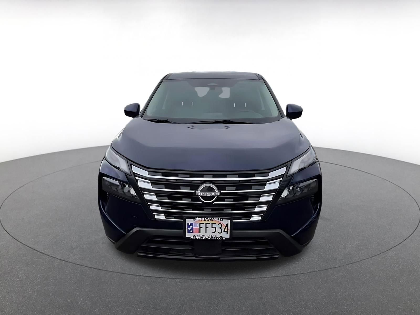Used 2025 Nissan Rogue SV AWD/4WD image 4