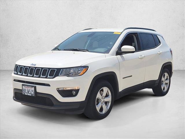 Used 2020 Jeep Compass Latitude w/ Popular Equipment Group FWD image 2
