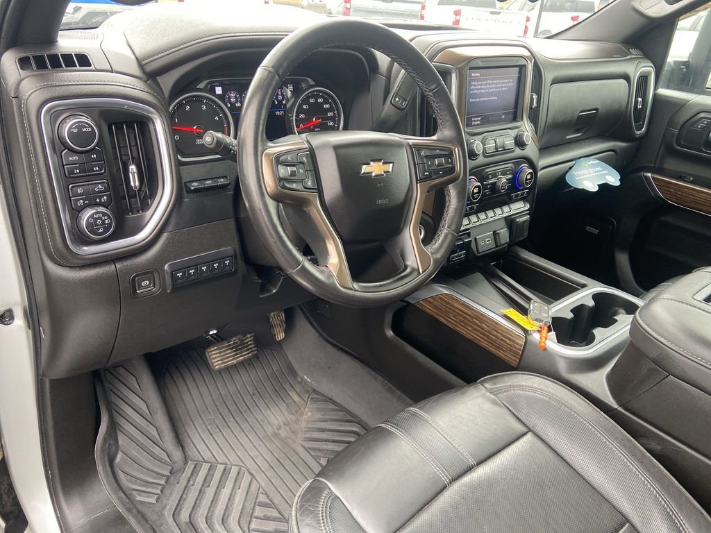 Certified 2022 Chevrolet Silverado 3500 High Country w/ Z71 Off-Road Package image 10