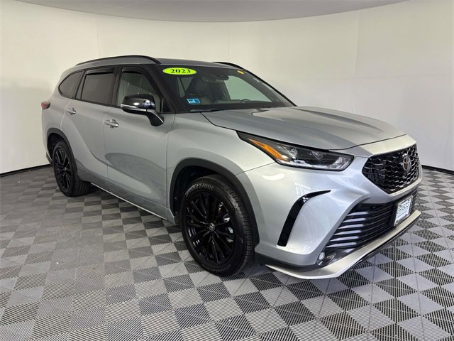 Used 2023 Toyota Highlander XSE