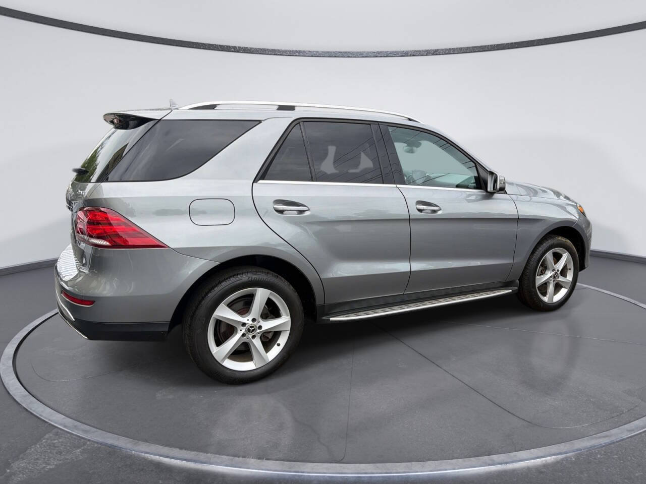 Used 2016 Mercedes-Benz GLE 350 4MATIC image 4