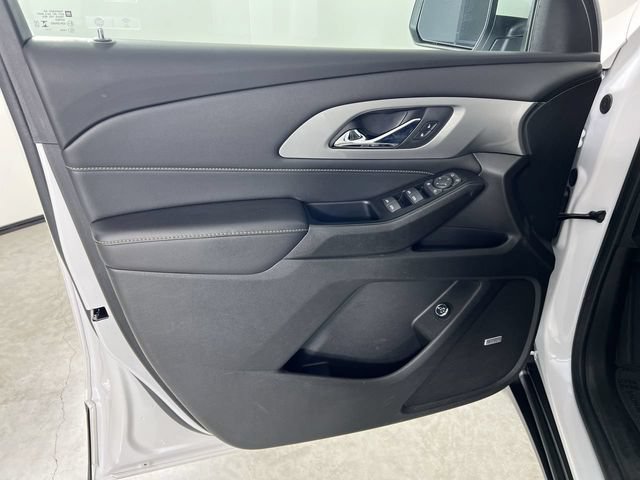 Certified 2023 Chevrolet Traverse LT w/ LT Premium Package FWD image 23