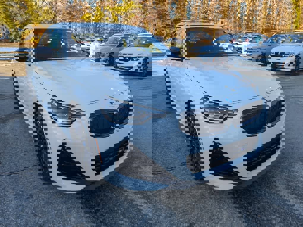 Used 2025 BMW M240i xDrive Coupe w/ Parking Assistance Package image 3