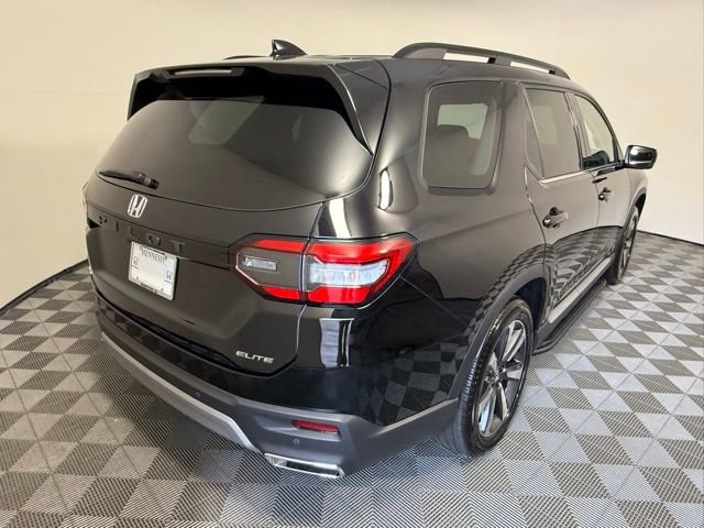 Used 2024 Honda Pilot Elite image 6