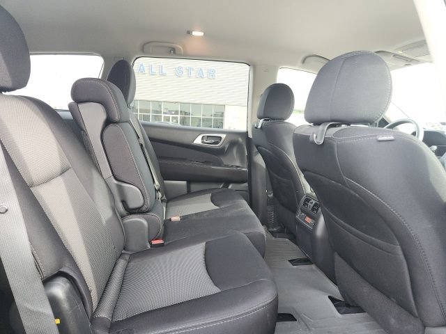 Used 2017 Nissan Pathfinder S FWD image 15