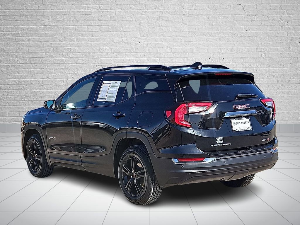 Used 2024 GMC Terrain AT4 AWD/4WD image 3