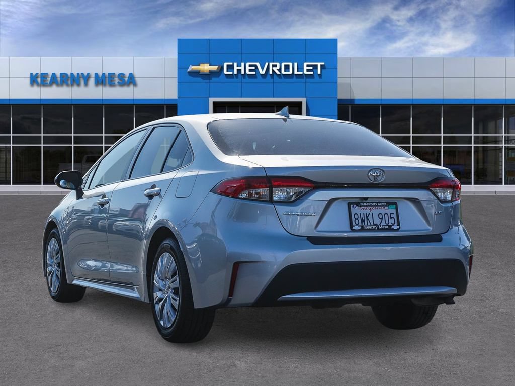 Used 2021 Toyota Corolla LE w/ Carpet Mat Package (TMS) FWD image 4