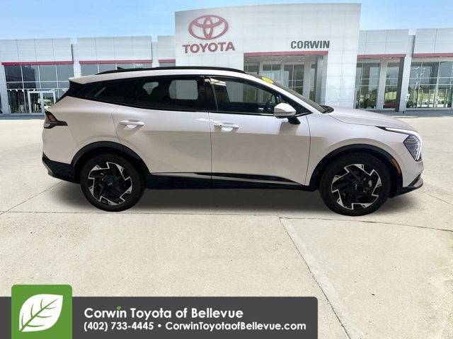 Used 2025 Kia Sportage SX image 9