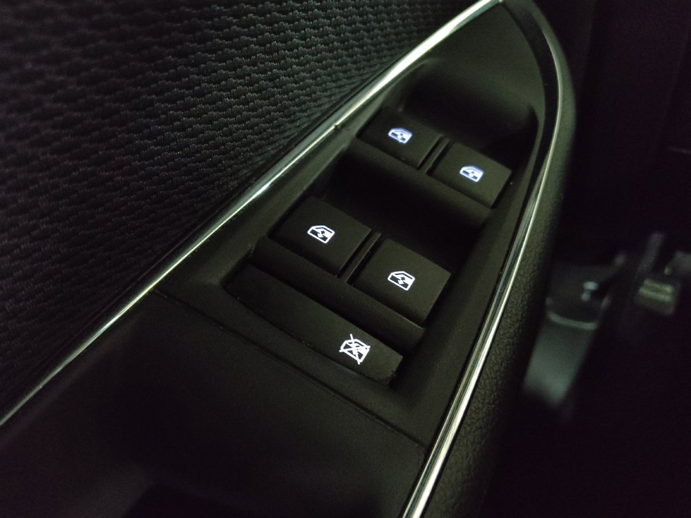 Used 2019 Chevrolet Cruze LS w/ LS Convenience Package FWD image 27