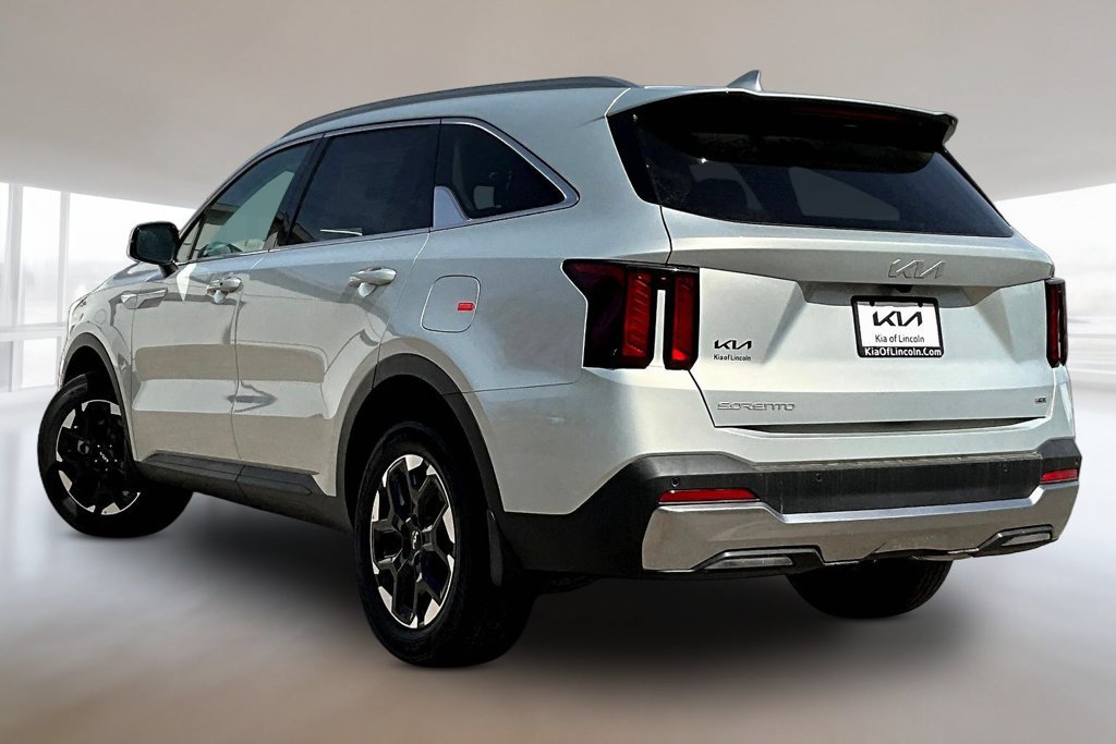 New 2026 Kia Sorento S AWD/4WD image 3