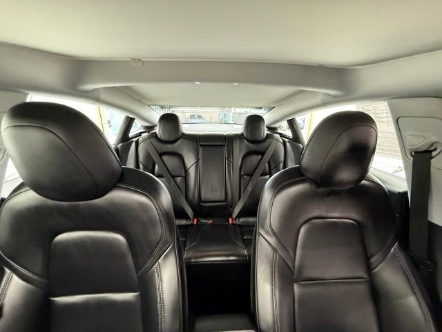 Used 2021 Tesla Model 3 Standard Range Plus RWD image 29