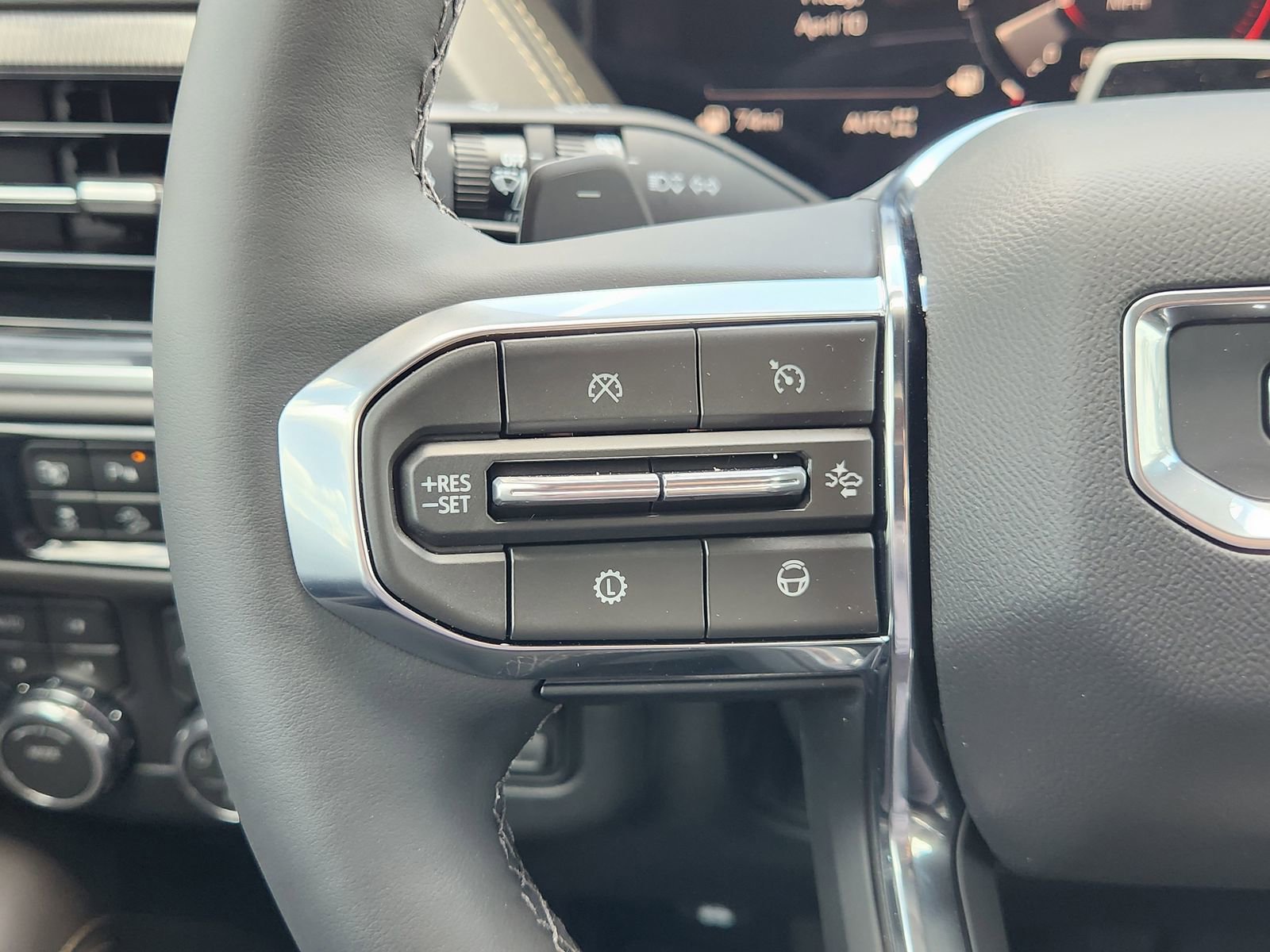 New 2026 GMC Yukon Elevation AWD/4WD image 30