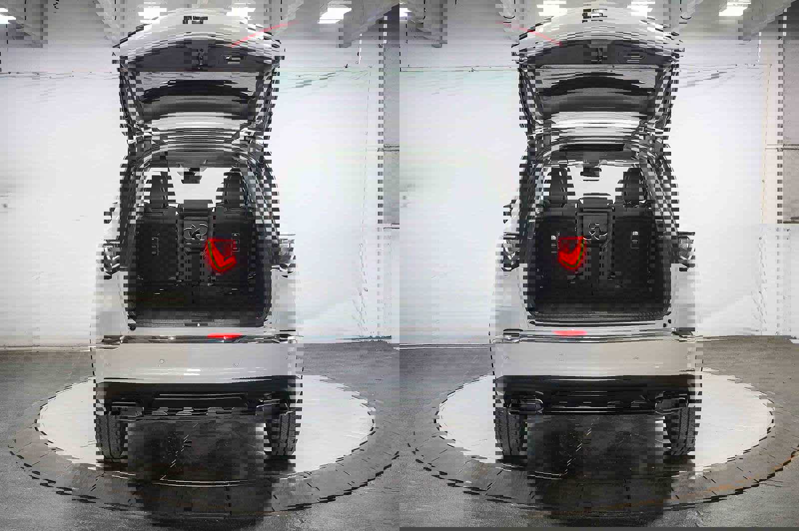 Used 2023 Acura MDX FWD w/ Technology Package image 30