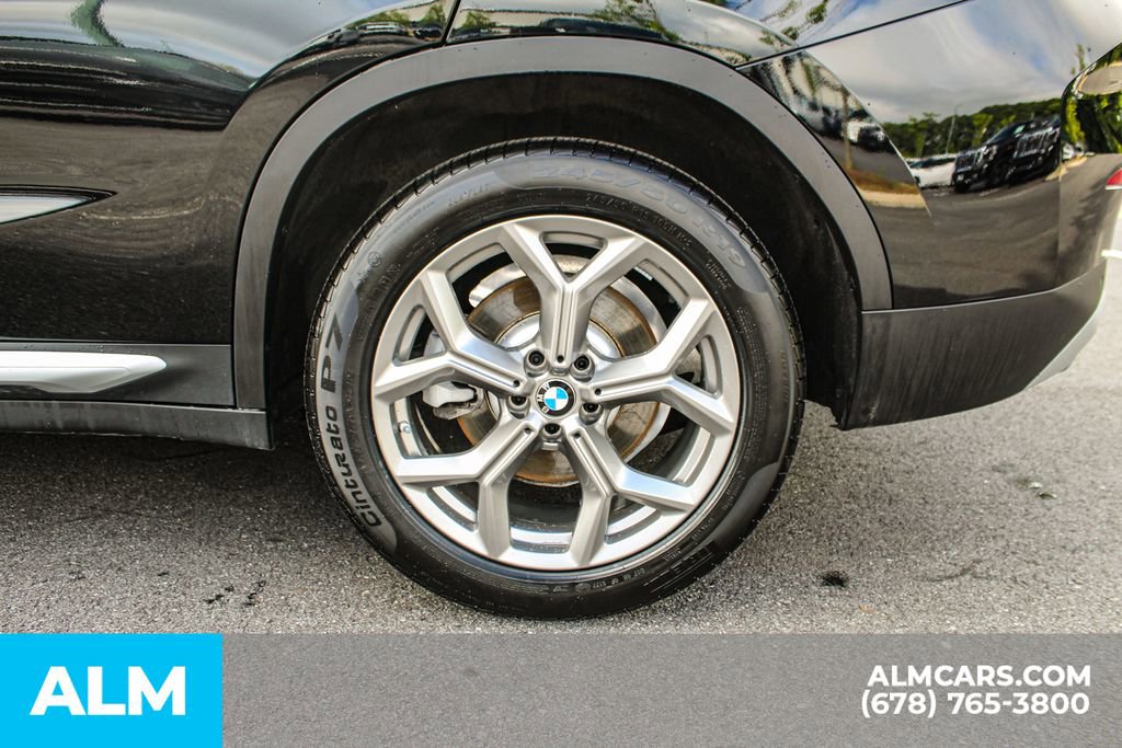 Used 2025 BMW X4 xDrive30i image 16