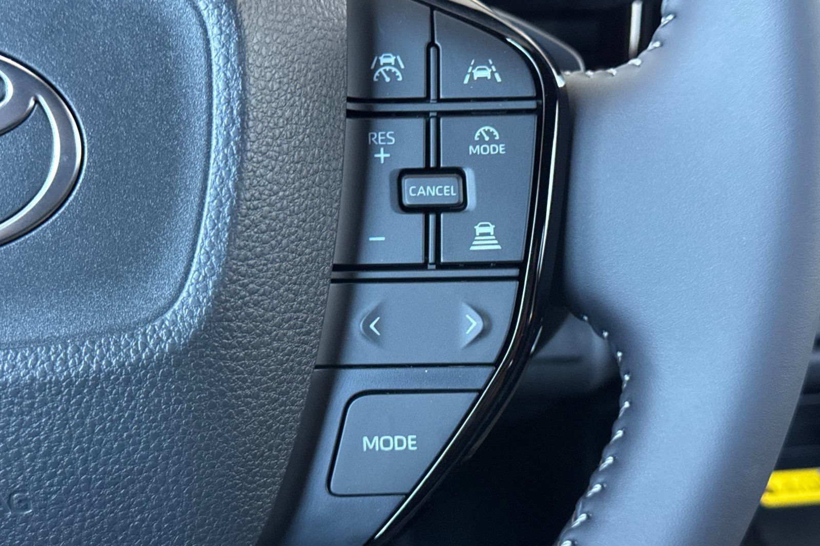 New 2026 Toyota bZ FWD image 28