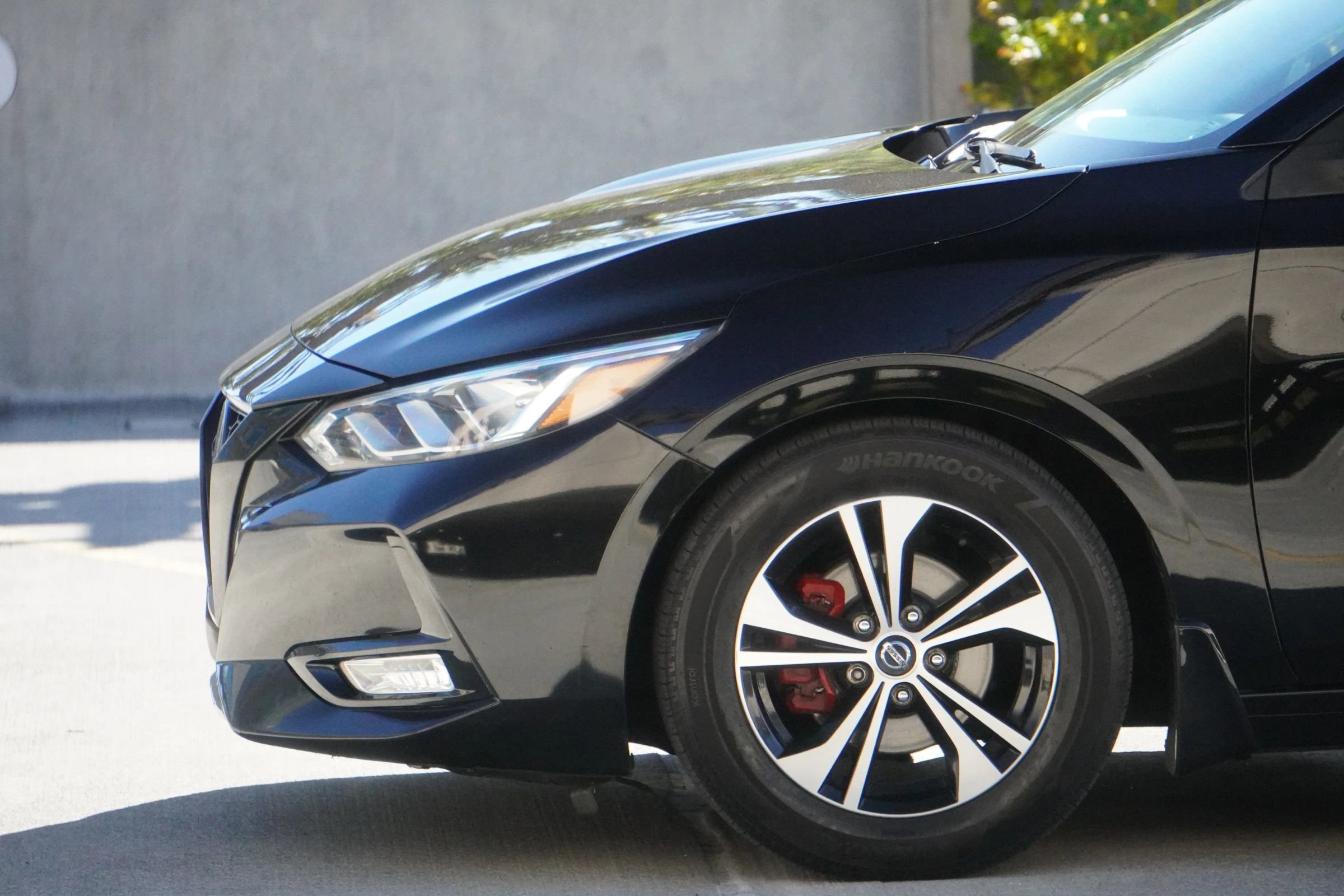 Used 2020 Nissan Sentra SV w/ Trunk Package image 13