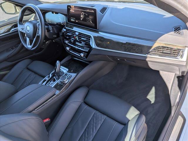 Used 2023 BMW 530e w/ Premium Package RWD image 22