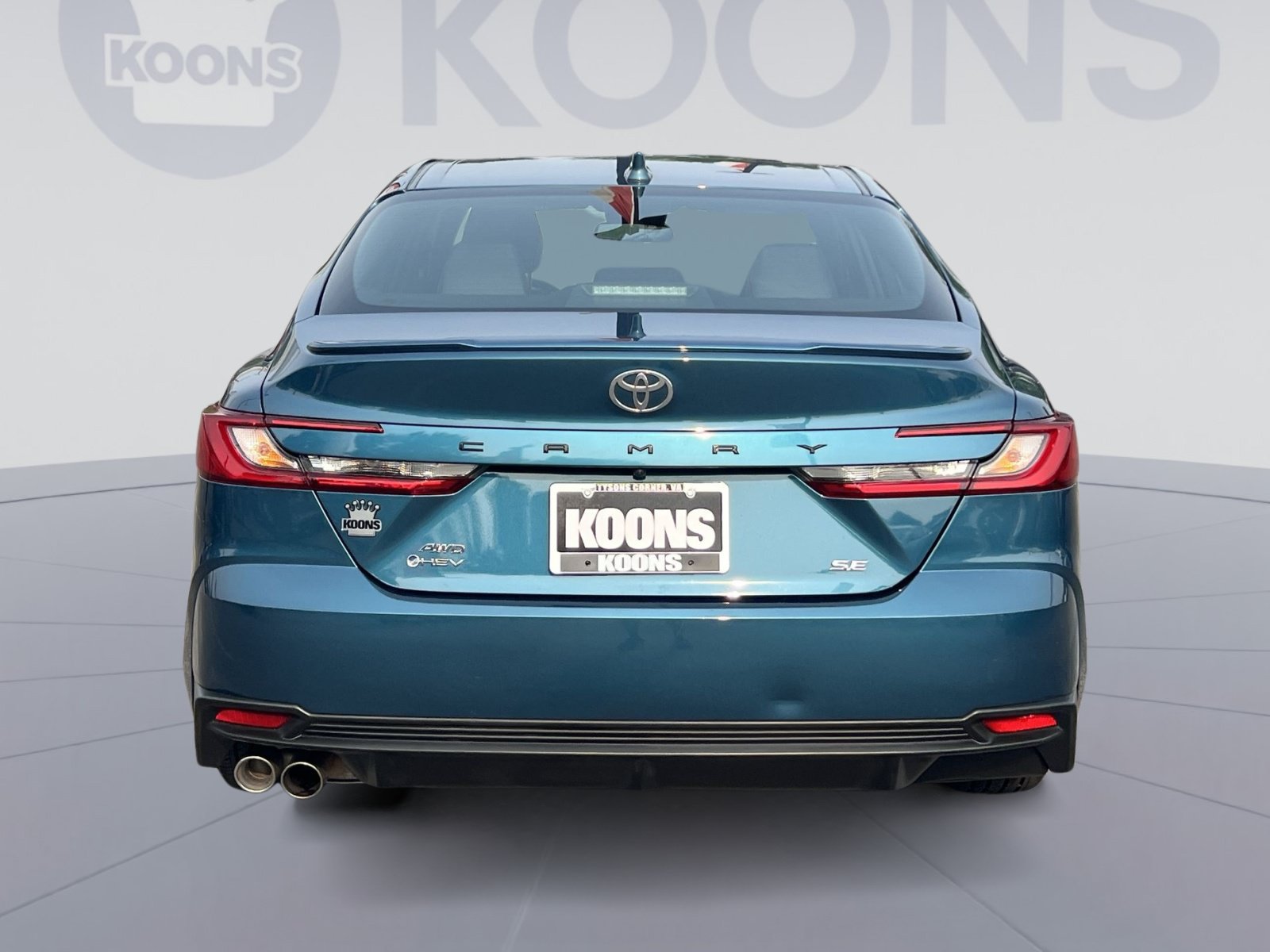 Used 2025 Toyota Camry SE AWD/4WD image 5