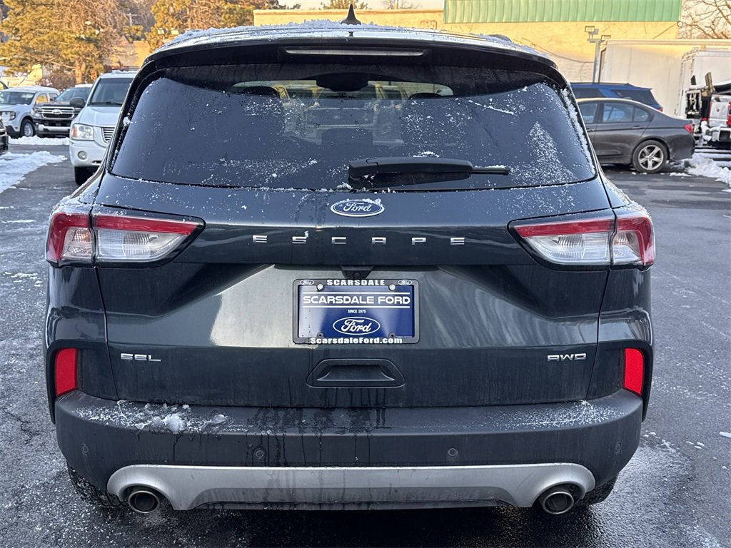 Used 2022 Ford Escape SEL image 5