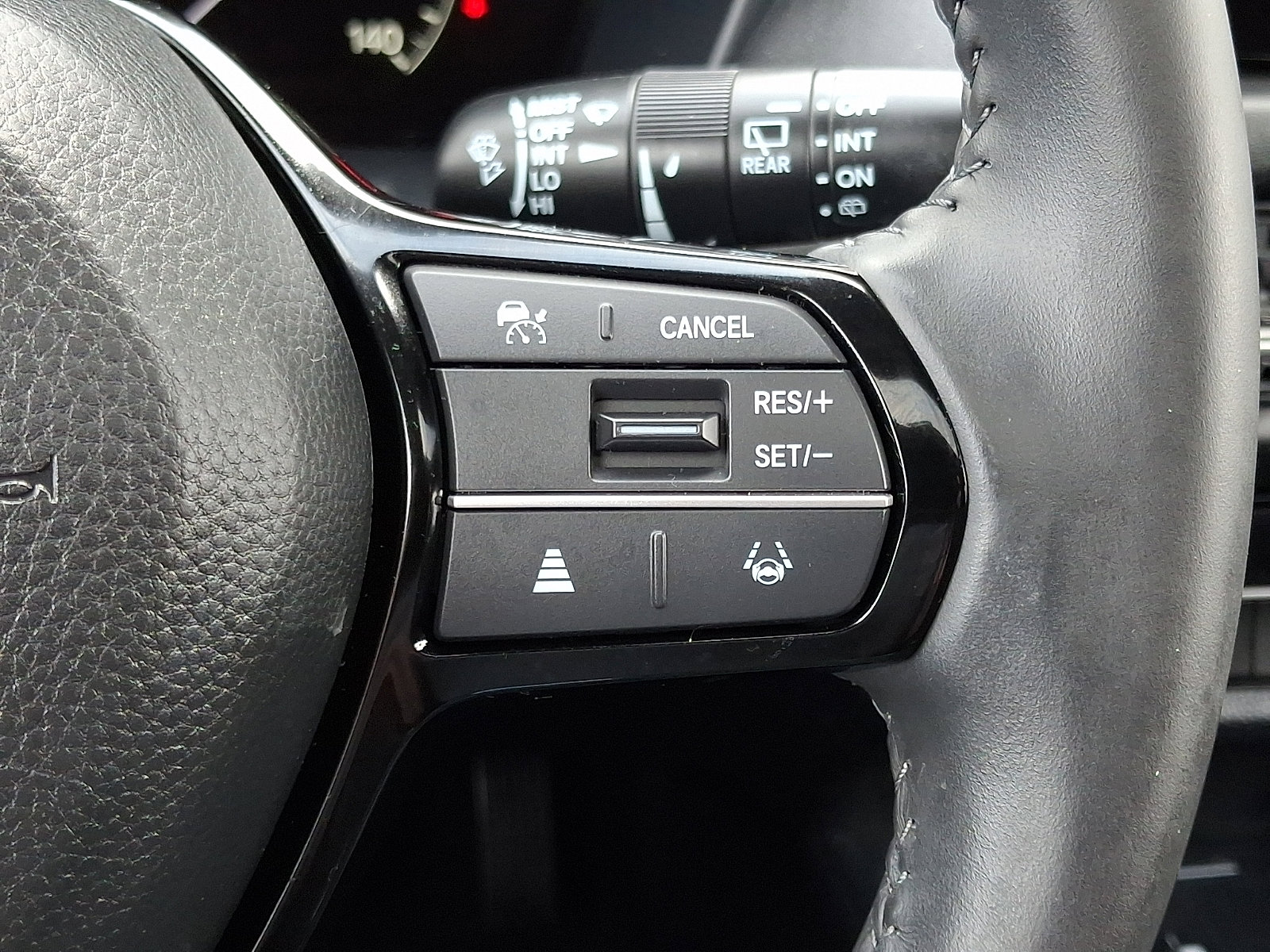 Used 2024 Honda HR-V EX-L image 22