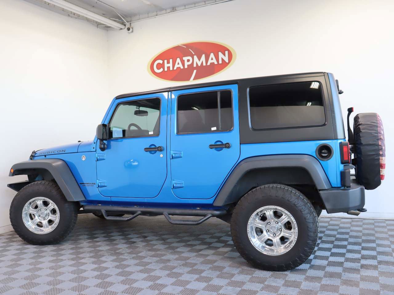 Used 2016 Jeep Wrangler Unlimited Rubicon w/ Connectivity Group image 3