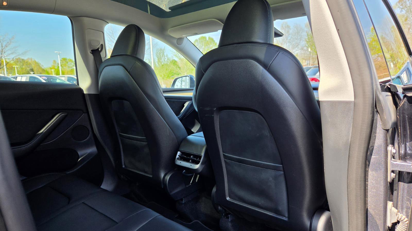 Used 2023 Tesla Model Y Long Range image 52