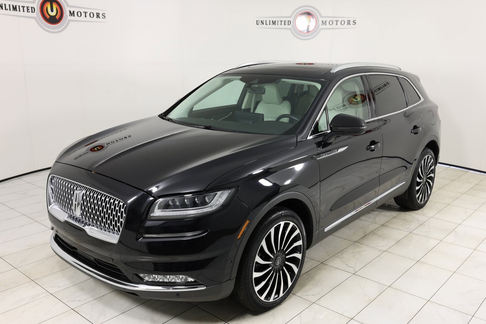 Used 2022 Lincoln Nautilus Black Label w/ Class II Trailer Tow Package image 35