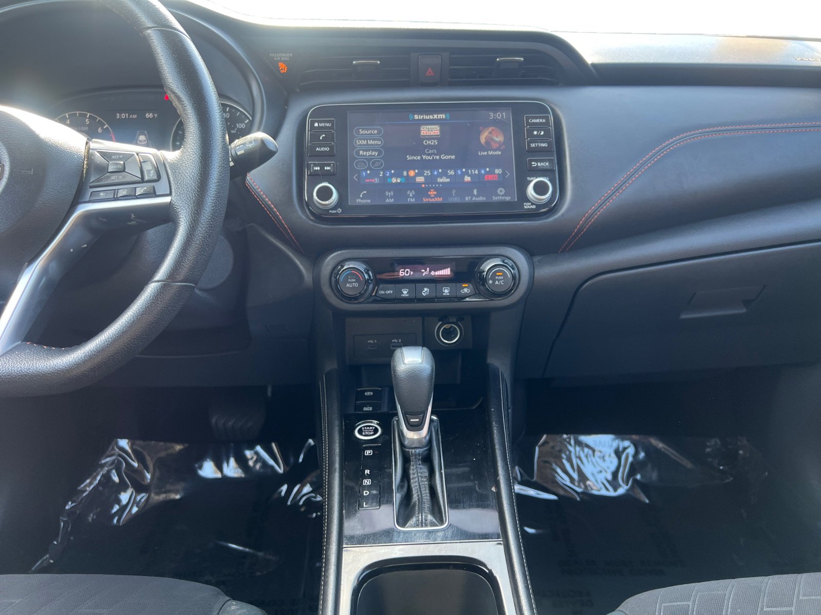 Used 2024 Nissan Kicks SR FWD image 11