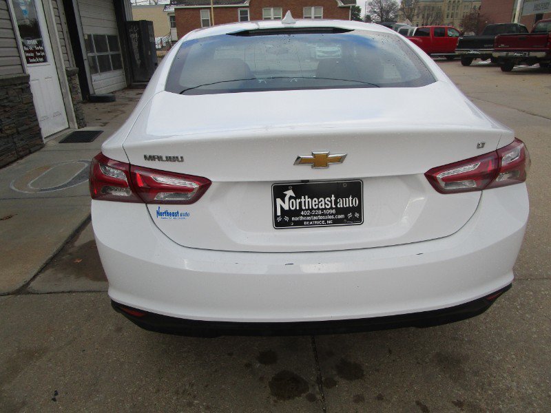 Used 2020 Chevrolet Malibu LT FWD image 4