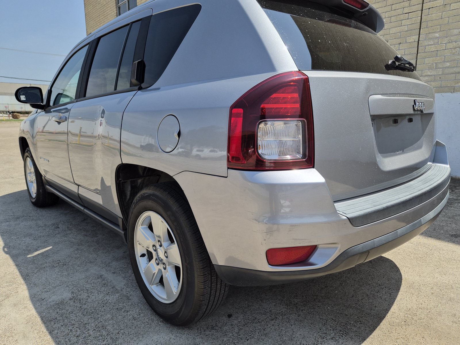 Used 2014 Jeep Compass Sport w/ Power Value Group FWD image 7