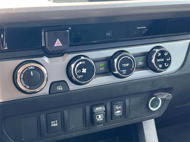 Used 2018 Toyota Tacoma SR5 image 32