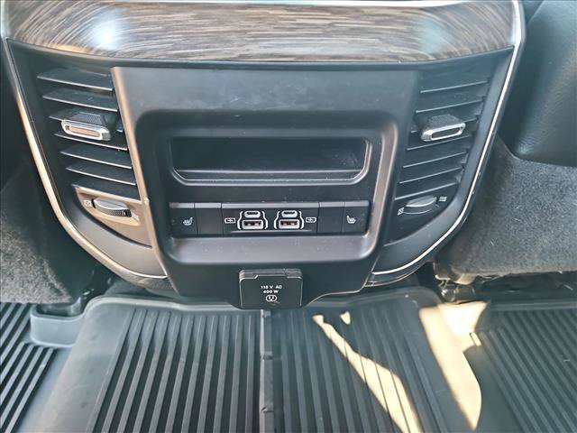 Used 2021 RAM 3500 Laramie AWD/4WD image 13