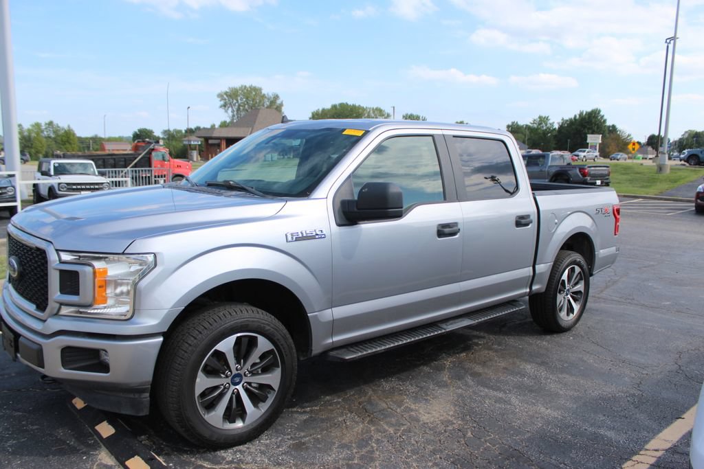 Used 2020 Ford F150 XL w/ Equipment Group 101A Mid AWD/4WD image 3