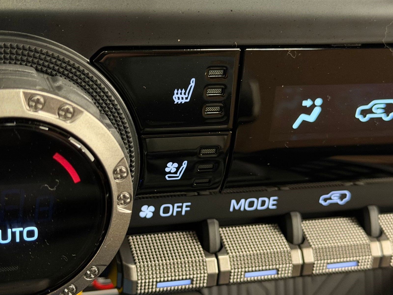 New 2026 Toyota 4Runner 4WD image 30