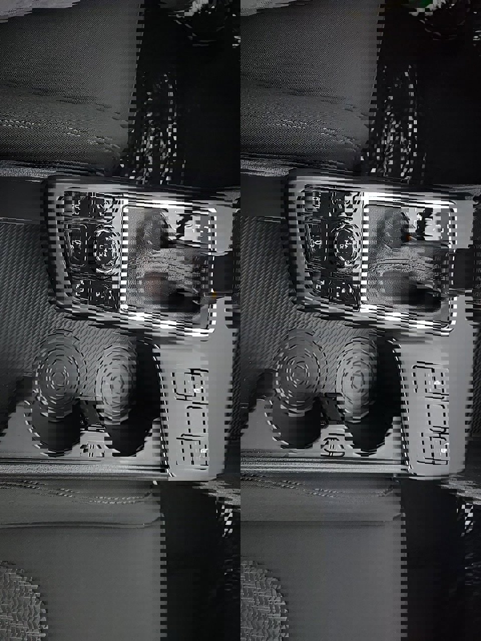 Used 2024 Kia Sportage LX image 18