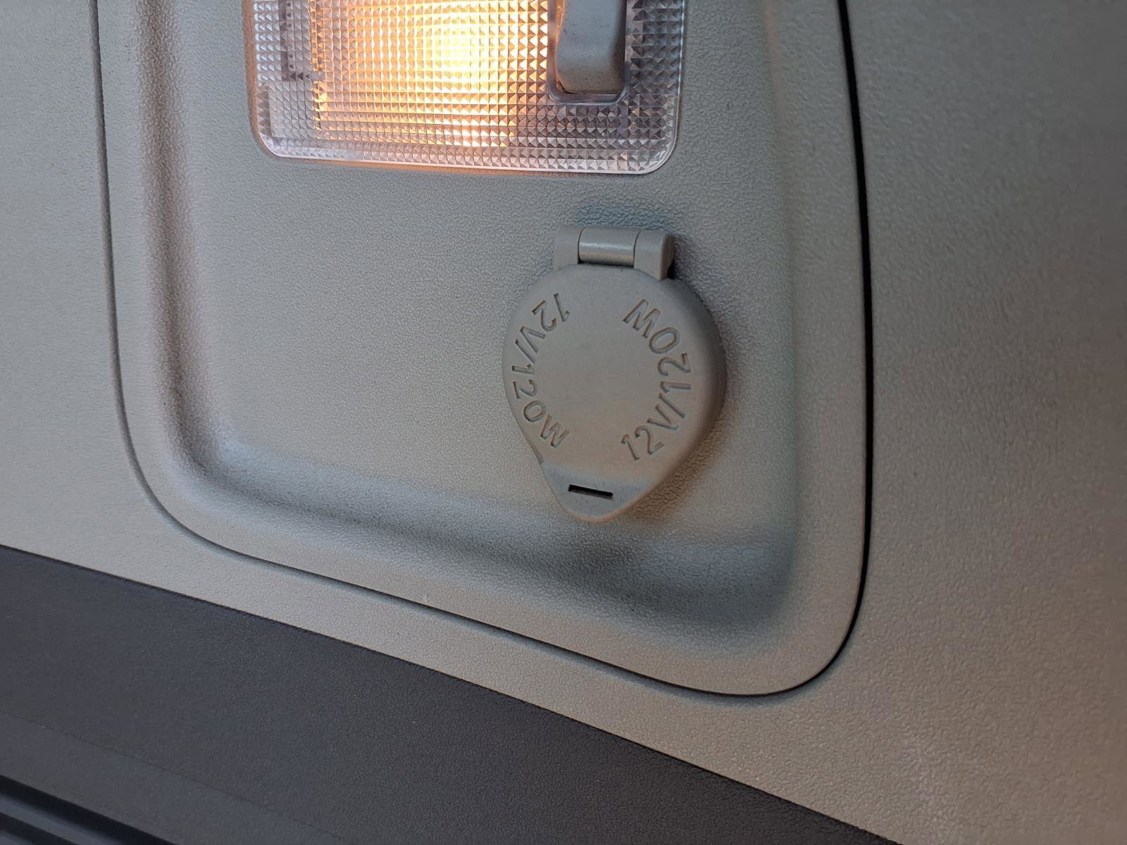 Used 2017 Toyota Sienna L FWD image 25