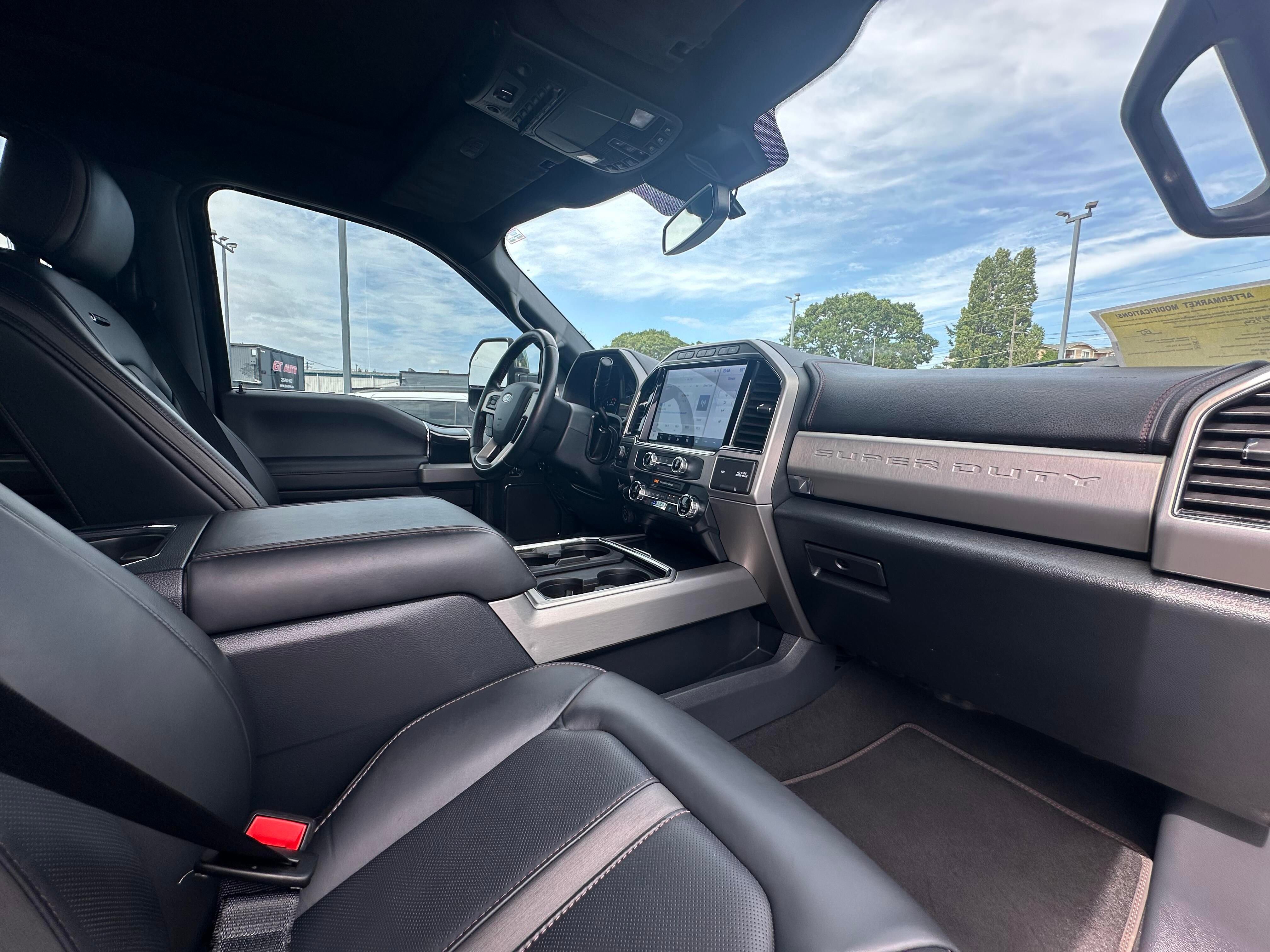 Used 2022 Ford F250 Platinum w/ FX4 Off-Road Package image 14