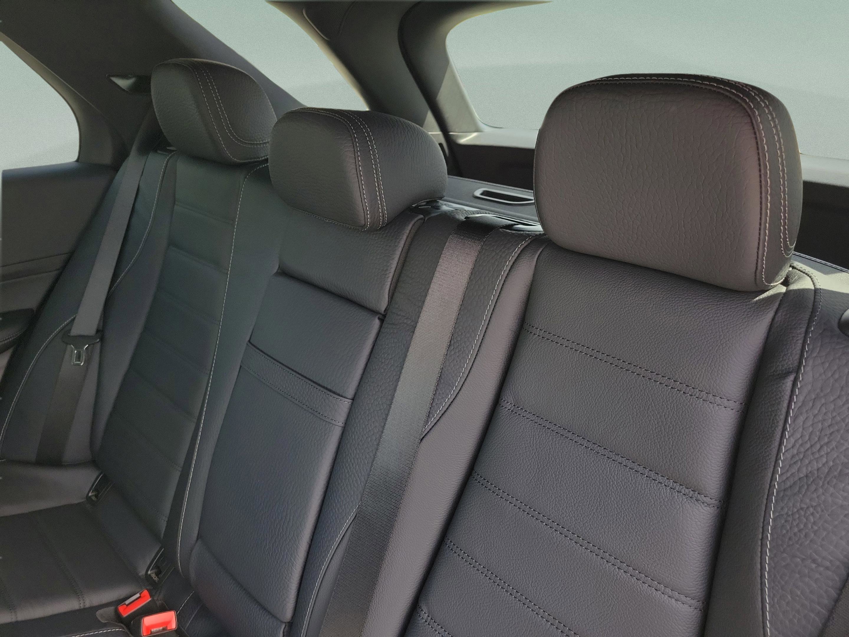 New 2026 Mercedes-Benz GLE 580 4MATIC image 8