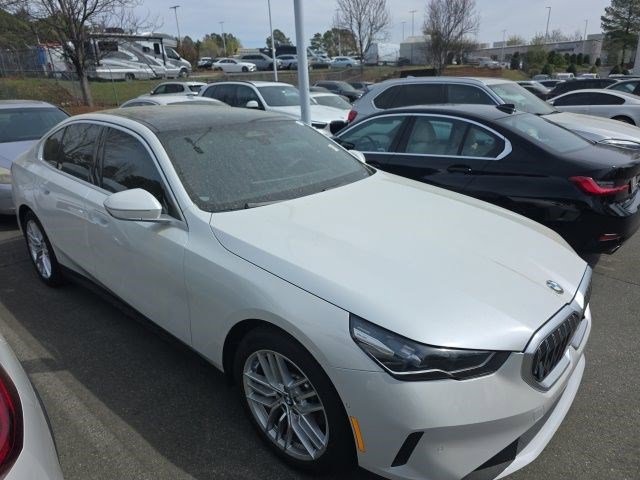 Certified 2025 BMW 530i w/ Premium Package image 6
