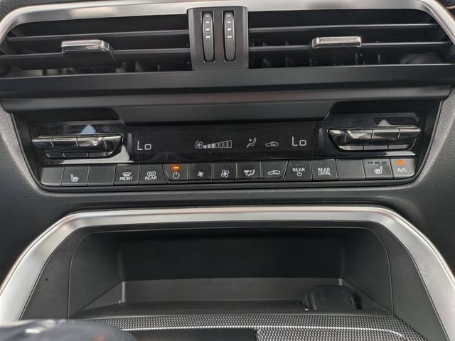 Certified 2024 MAZDA CX-90 3.3 Turbo w/ Preferred Plus AWD/4WD image 23