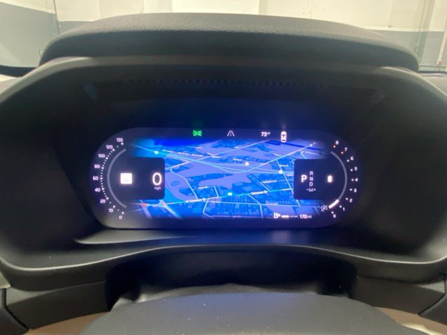 Used 2025 Volvo XC40 B5 Plus w/ Climate Package AWD/4WD image 15