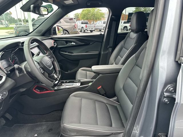Certified 2022 Chevrolet TrailBlazer RS w/ Technology Package FWD image 17