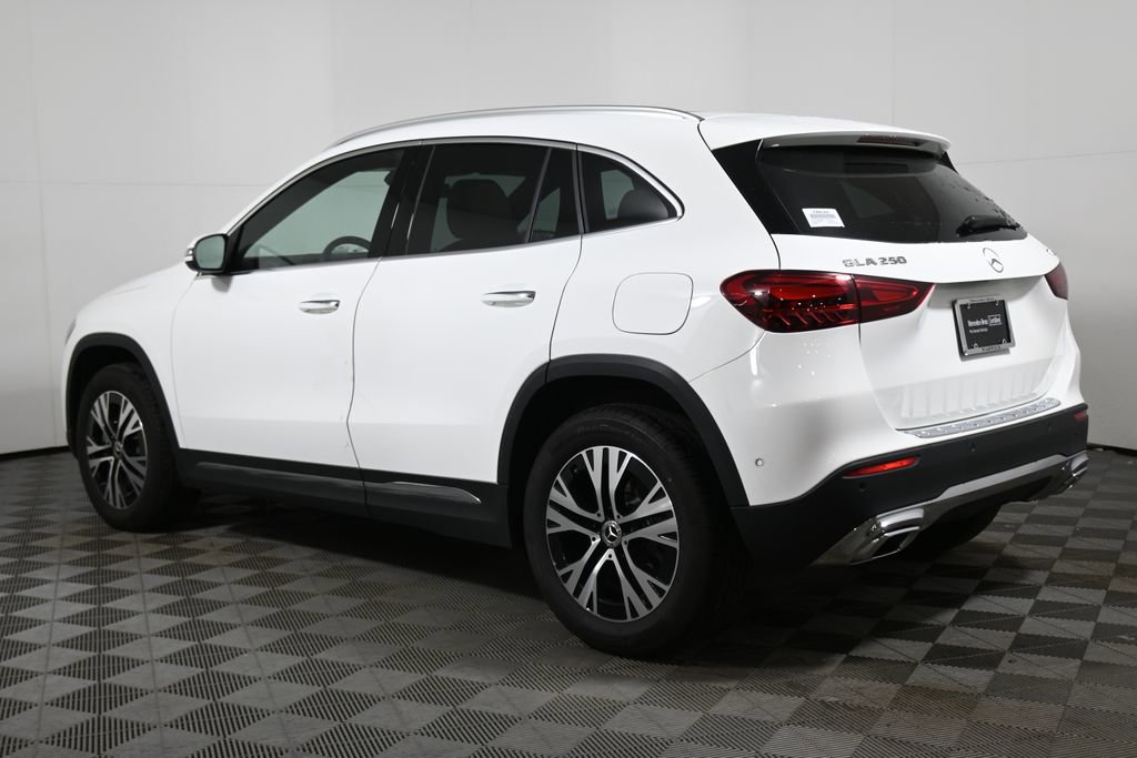 Certified 2026 Mercedes-Benz GLA 250 4MATIC image 5