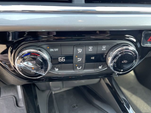 New 2026 Chevrolet Trax LT w/ Sunroof Package FWD image 18