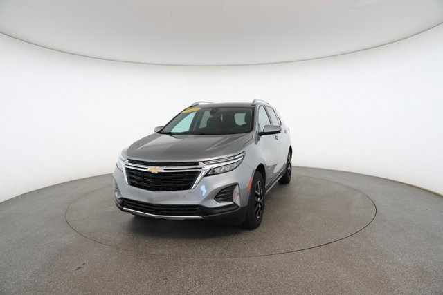 Used 2023 Chevrolet Equinox LT w/ Driver Convenience Package image 32