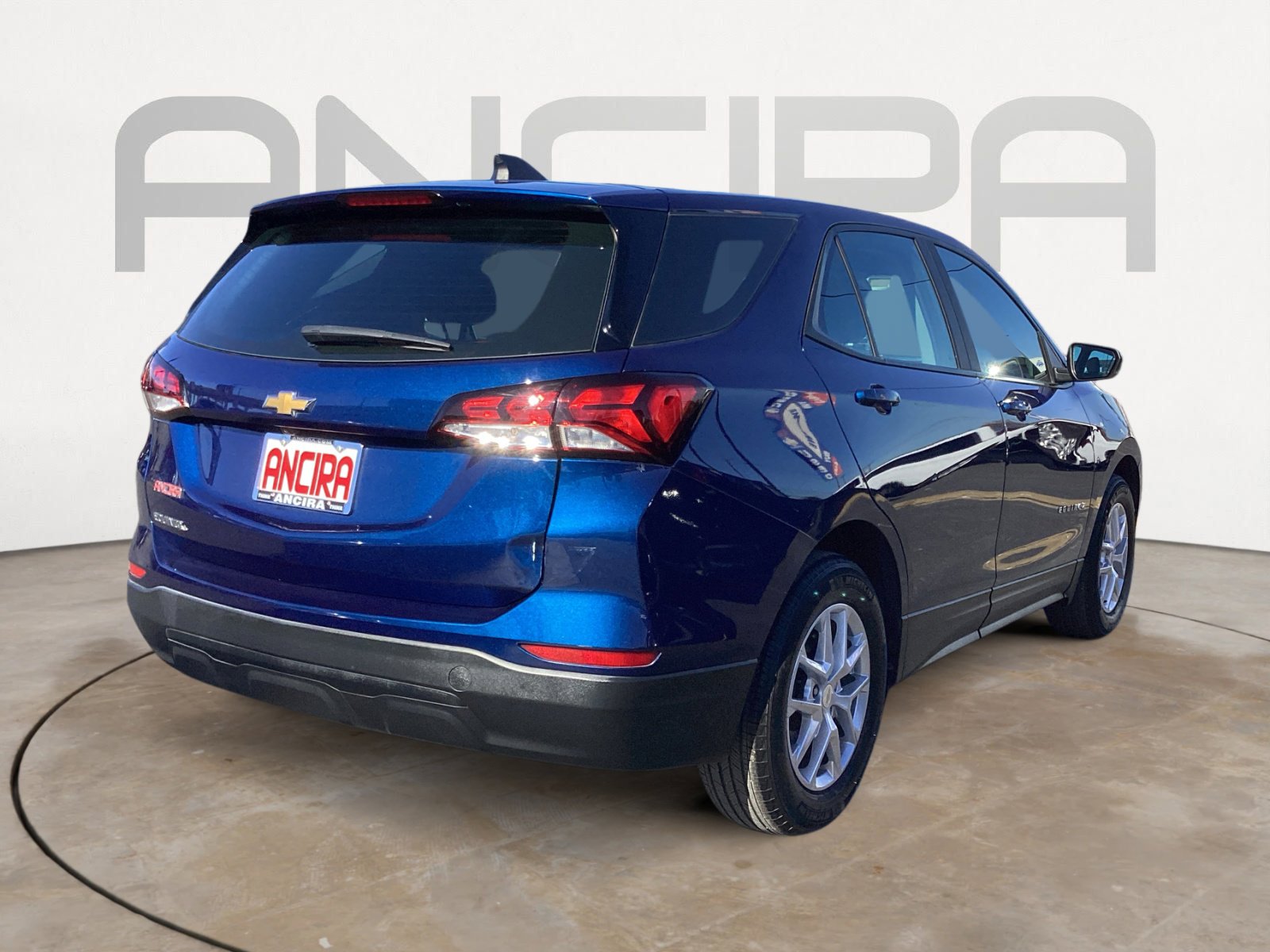 Used 2023 Chevrolet Equinox LS image 12