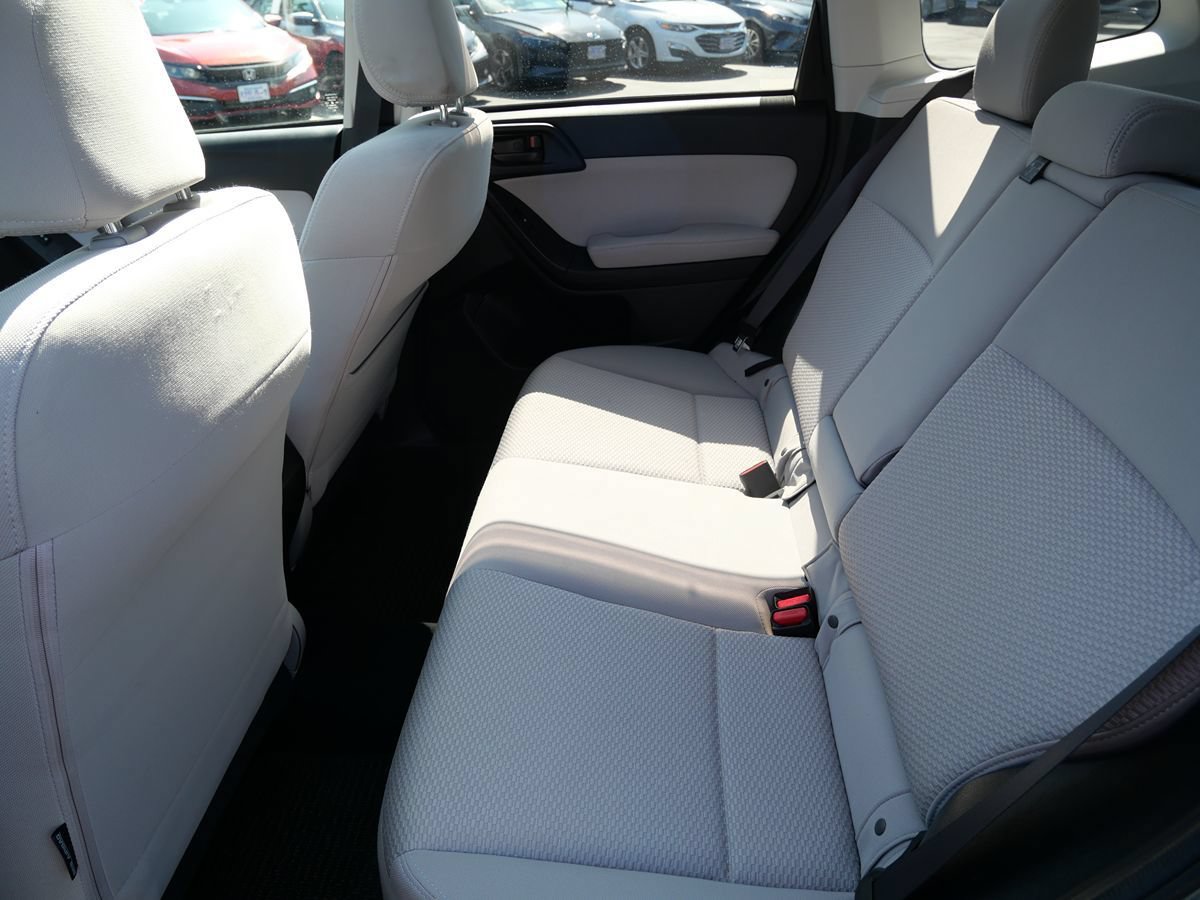Used 2014 Subaru Forester 2.5i Premium w/ All-Weather Package AWD/4WD image 24