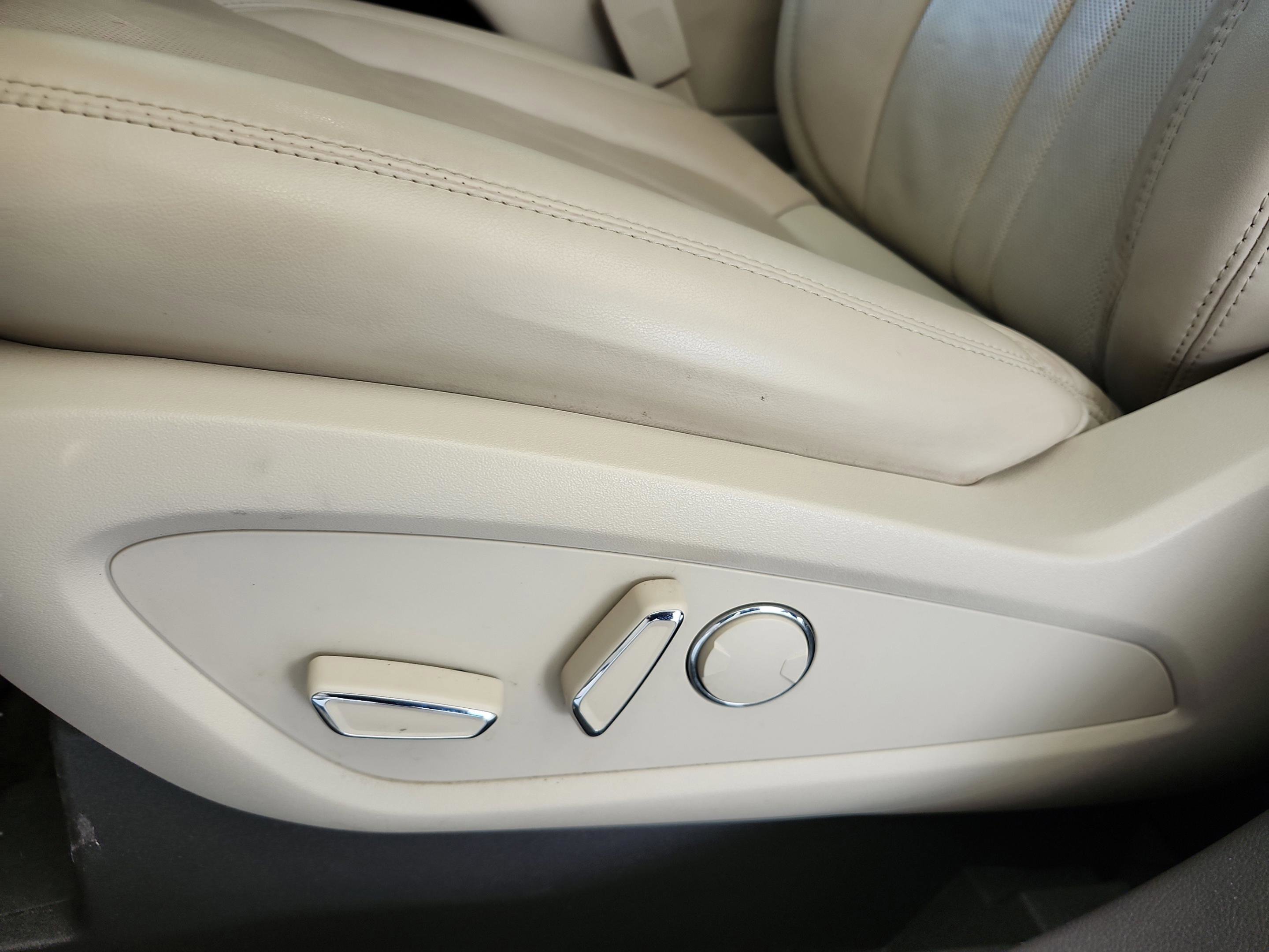 Used 2019 Lincoln Nautilus Reserve image 17